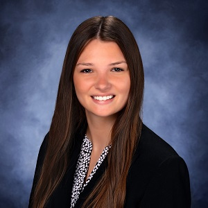 Sarra Faust in a suit Sarra Faust in a suit