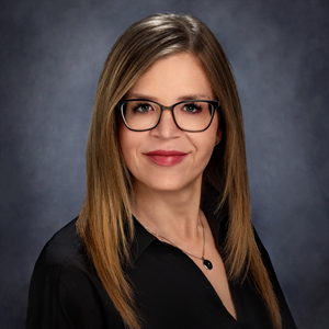 Headshot of Chana Holzkamper, Private Banking